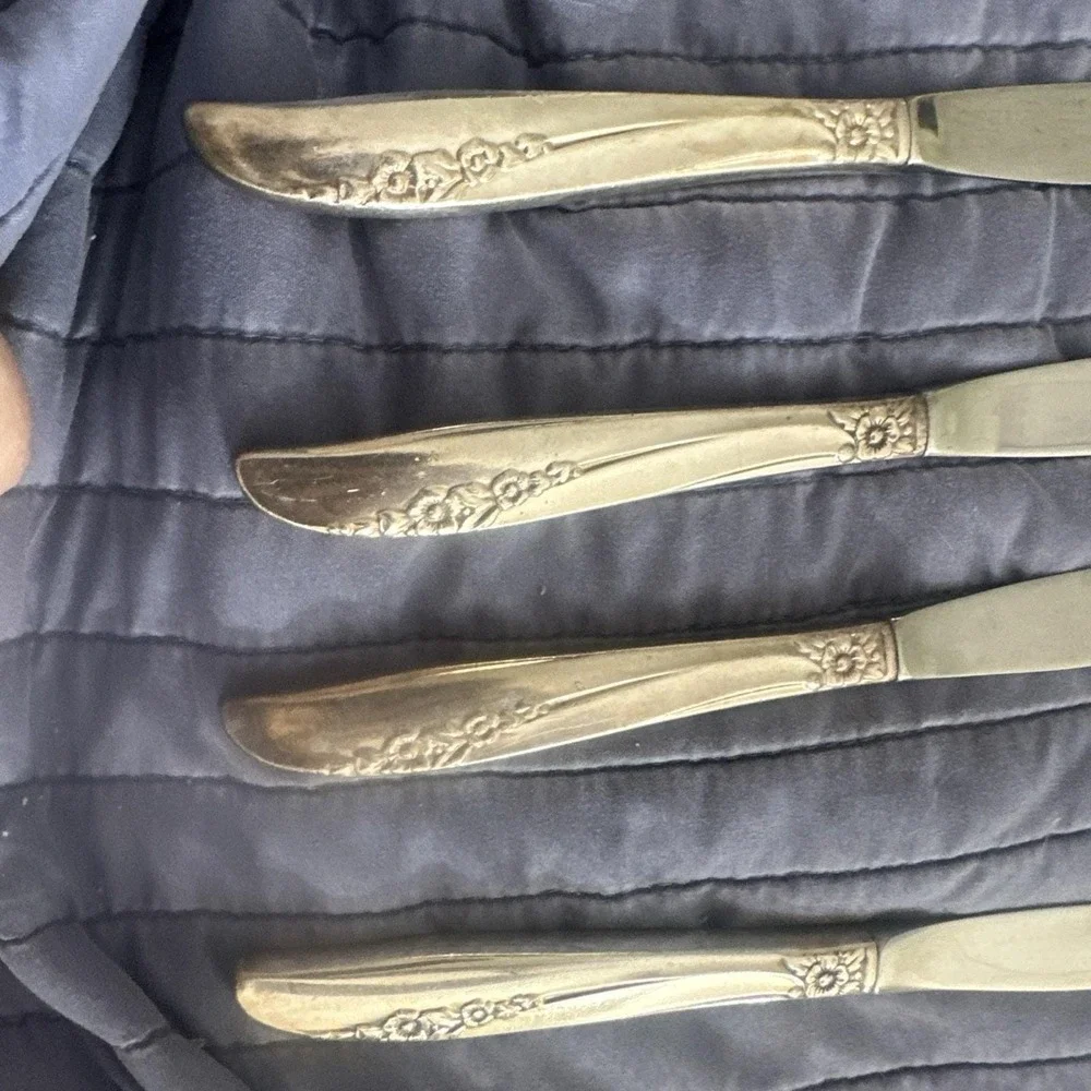 24-Piece Oneida 1881 Rogers‎ 